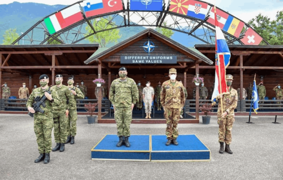 HRVATSKA VOJSKA STIGLA NA KOSOVO: Oni će čuvati SRPSKE SVETINJE!